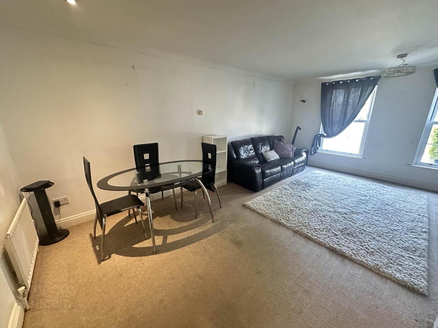 Apt 25 Rugby Parade, Apartment 25 4 of 11