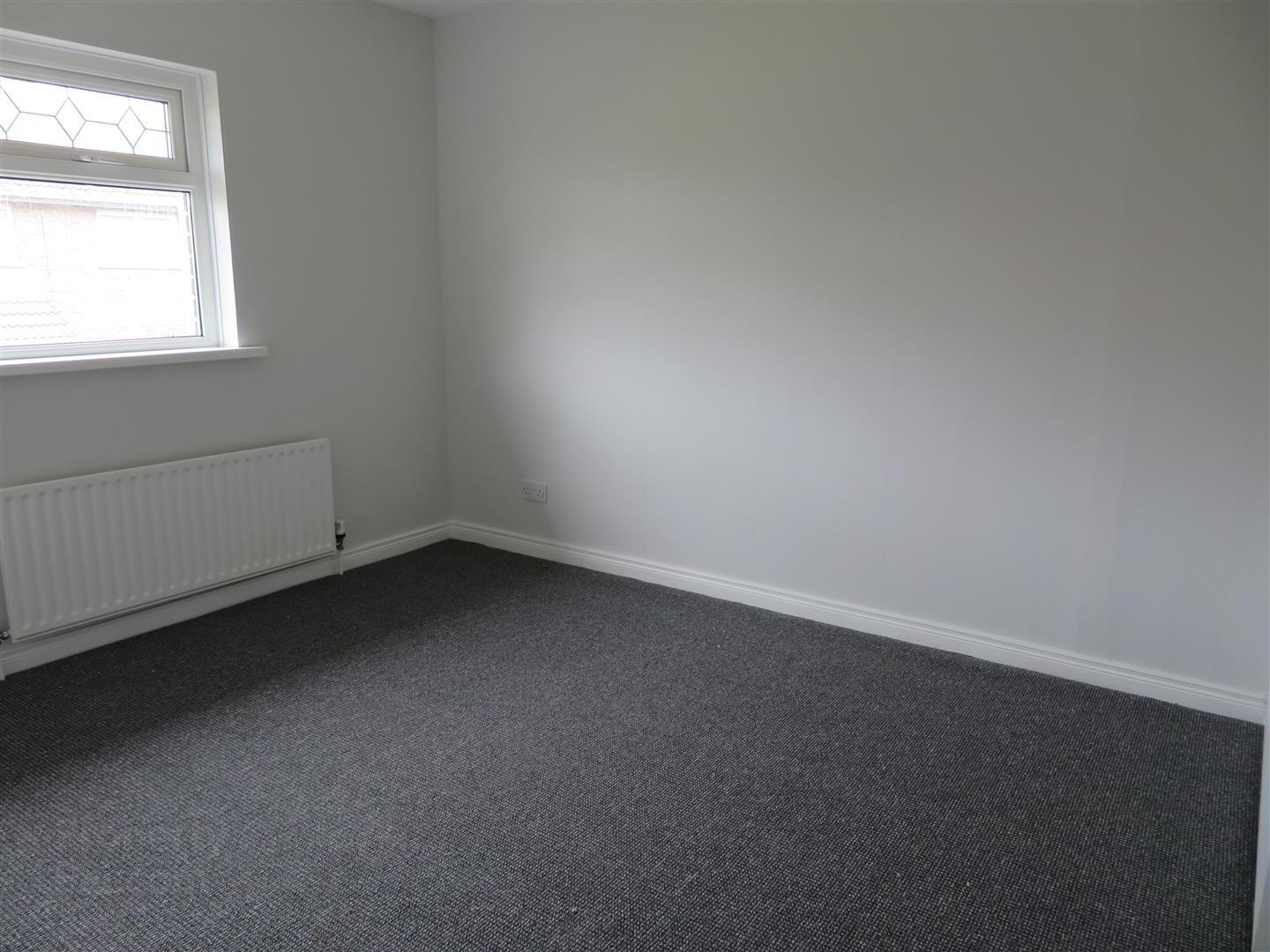 53 Glenavon Crescent 5 of 17