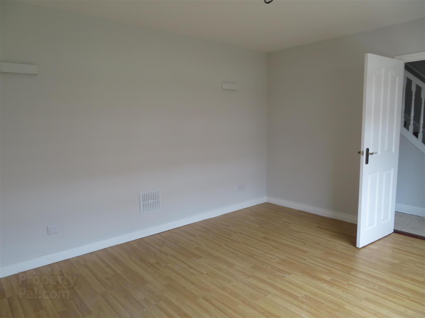 53 Glenavon Crescent 15 of 17