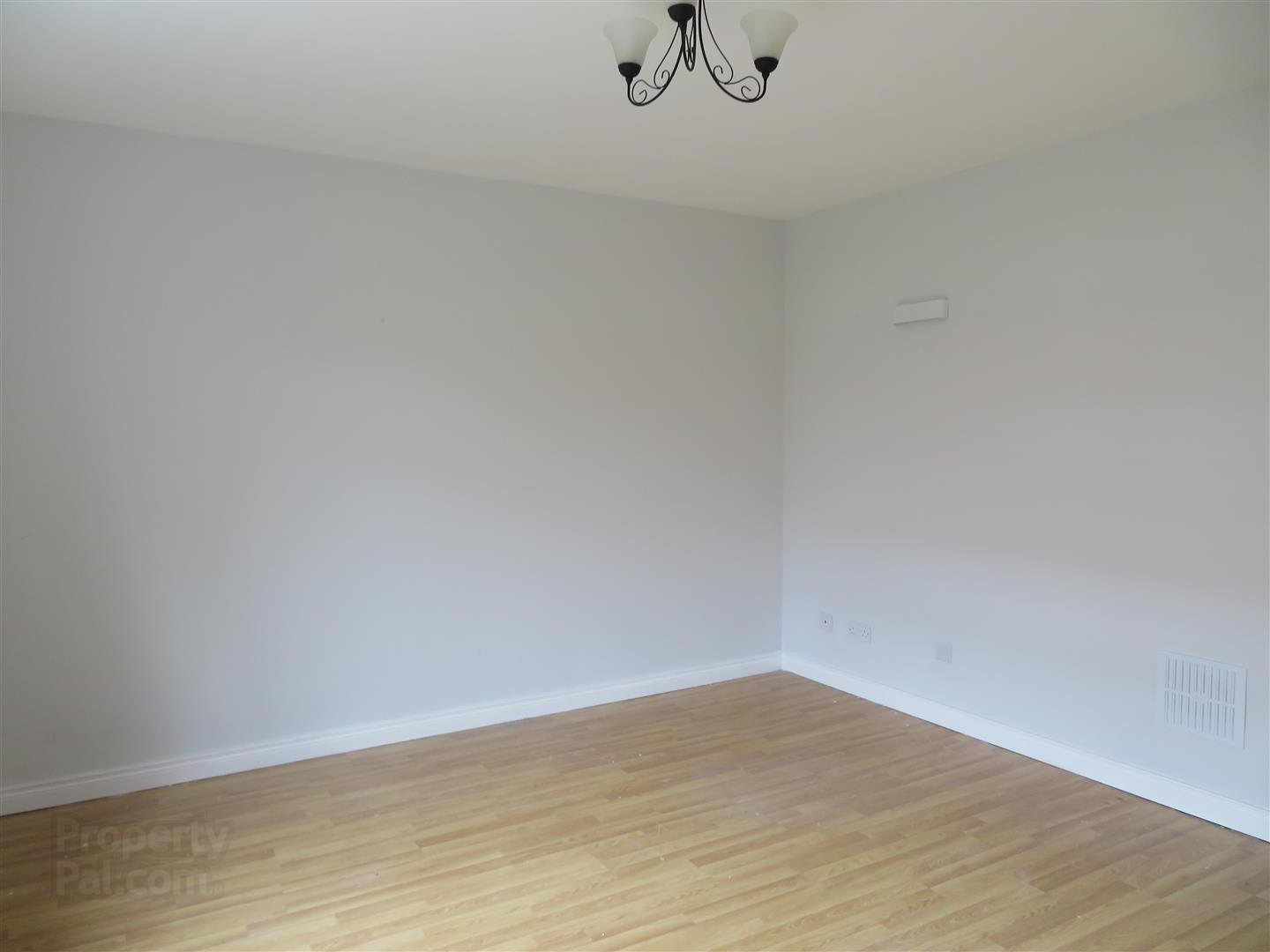 53 Glenavon Crescent 17 of 17