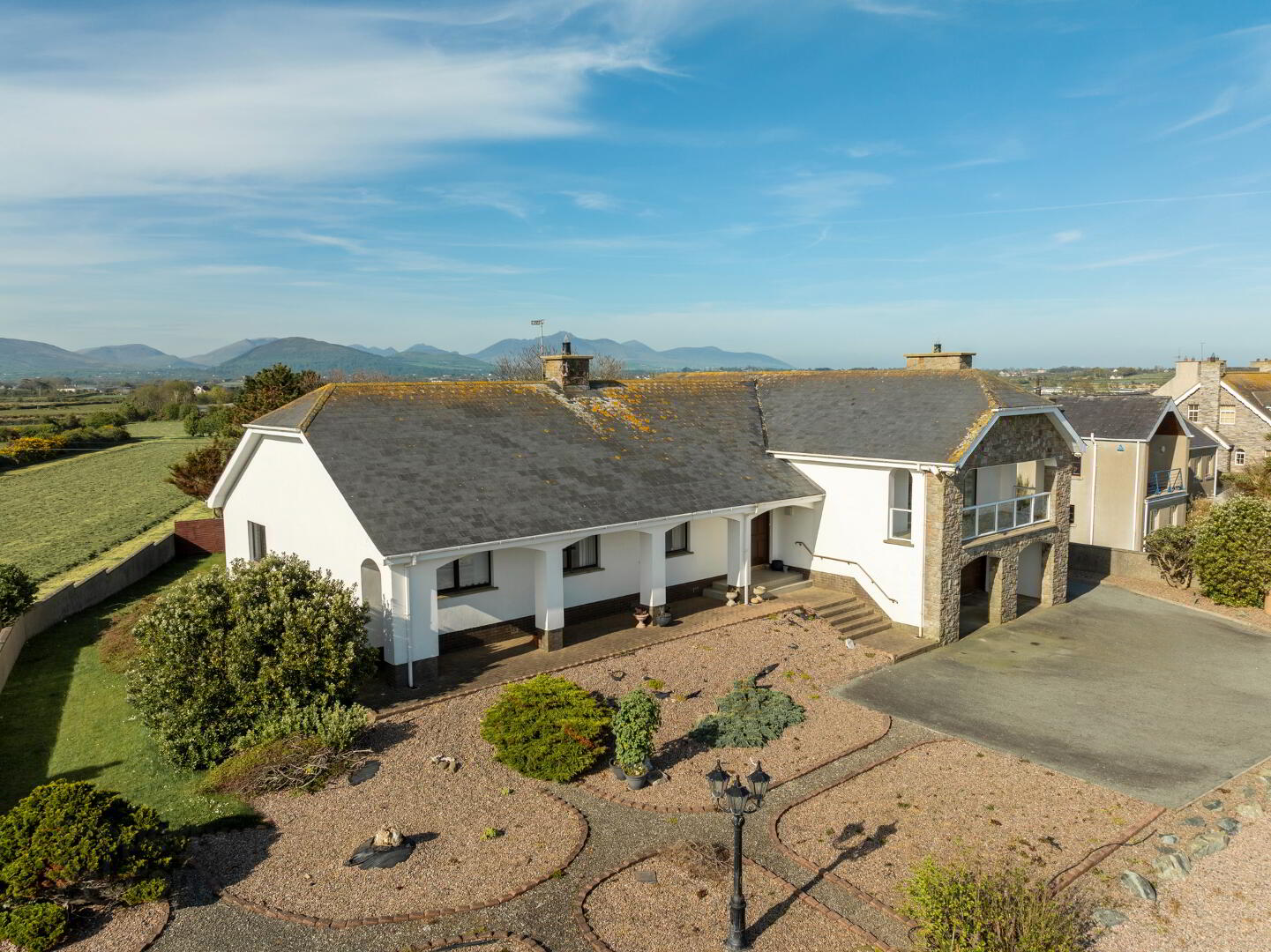 Langbank, 53 Ameracam Lane 12 of 94