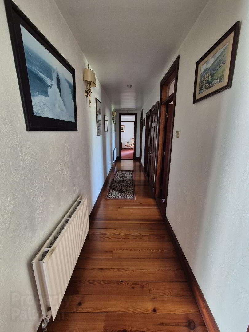 Langbank, 53 Ameracam Lane 61 of 94
