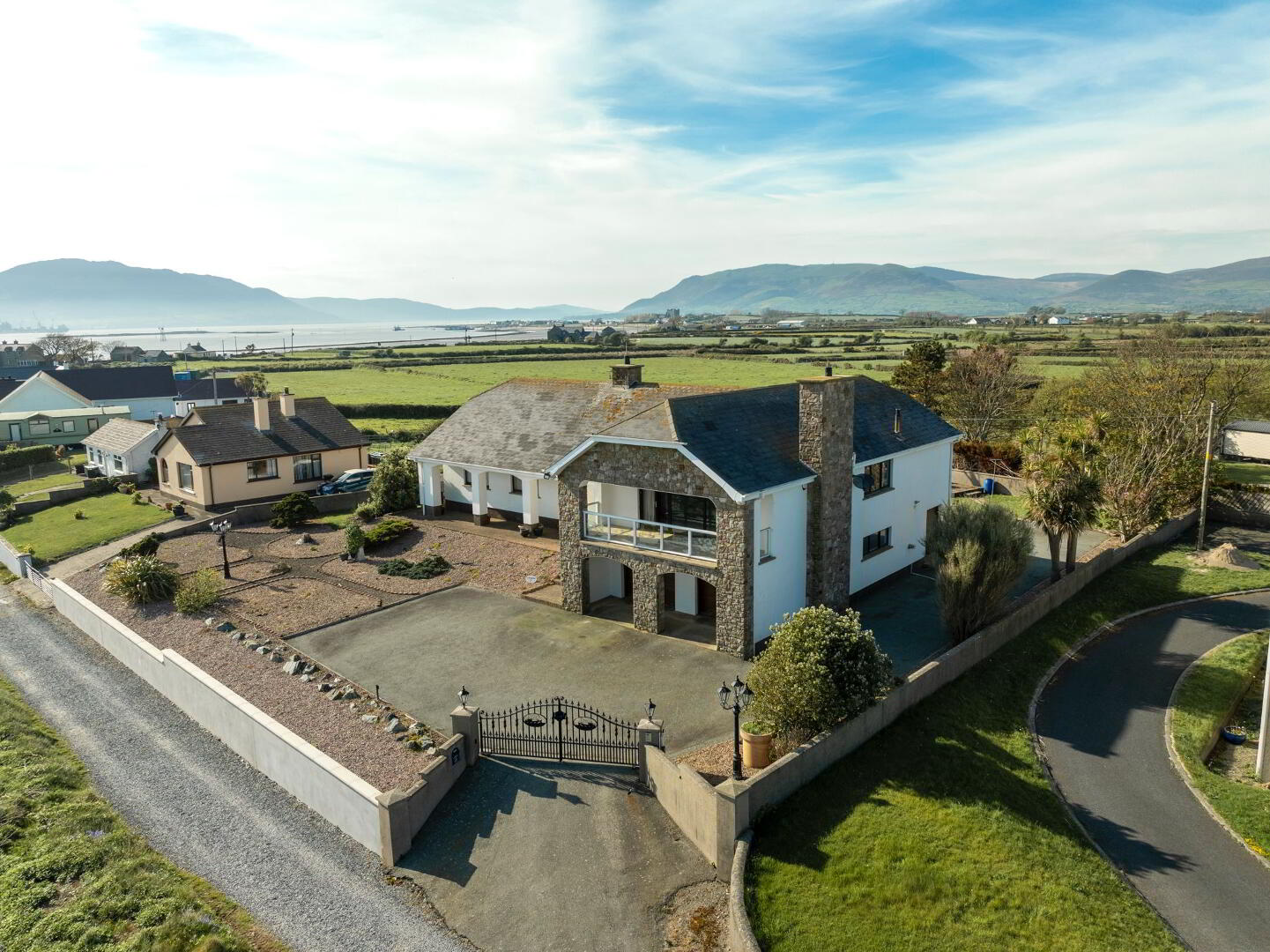 Langbank, 53 Ameracam Lane 5 of 94
