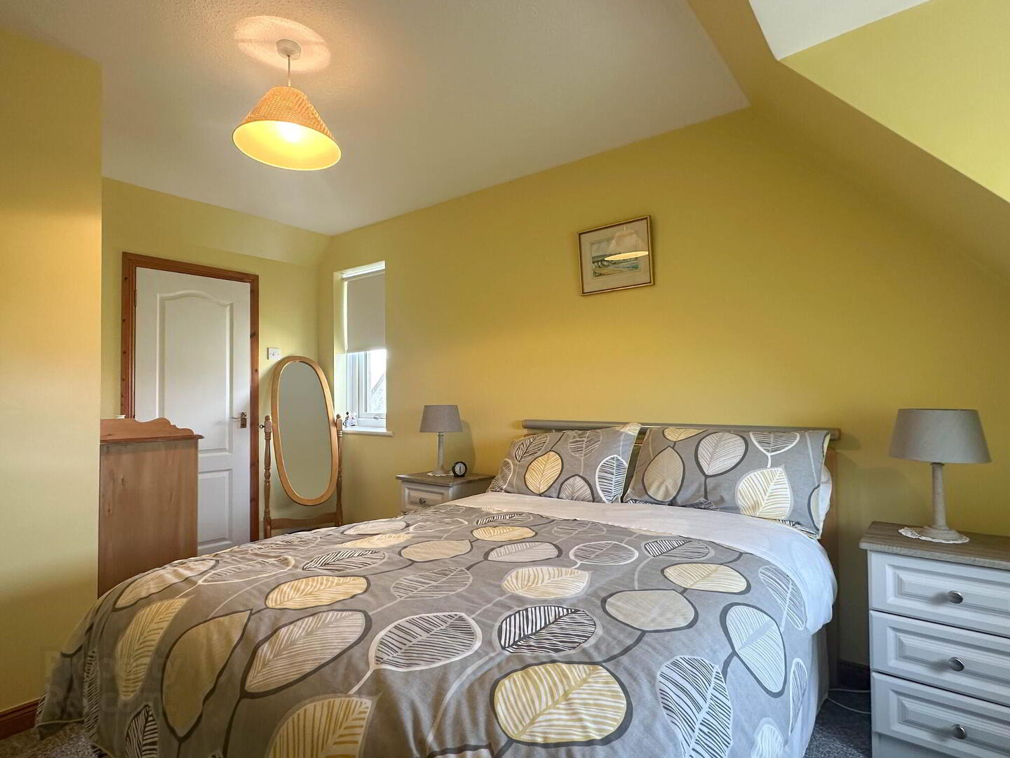 1 Aghermore Mews 28 of 47