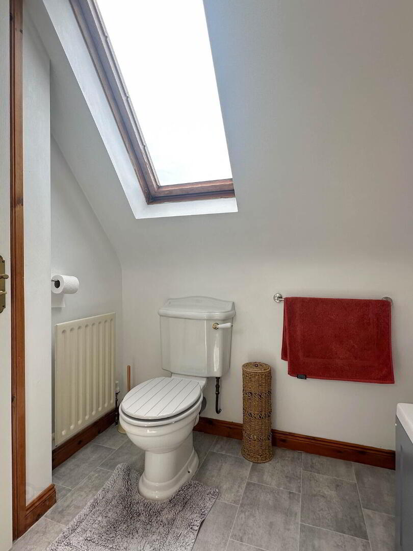 1 Aghermore Mews 34 of 47