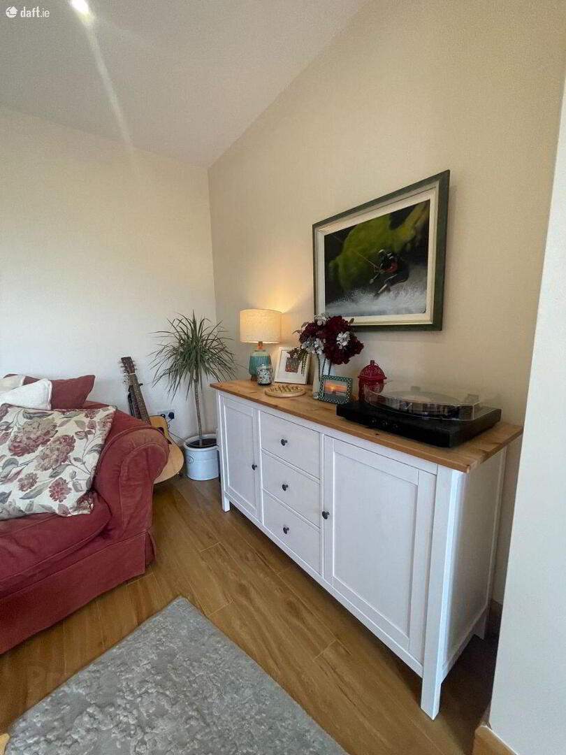 45 Kingsfort Avenue 21 of 55