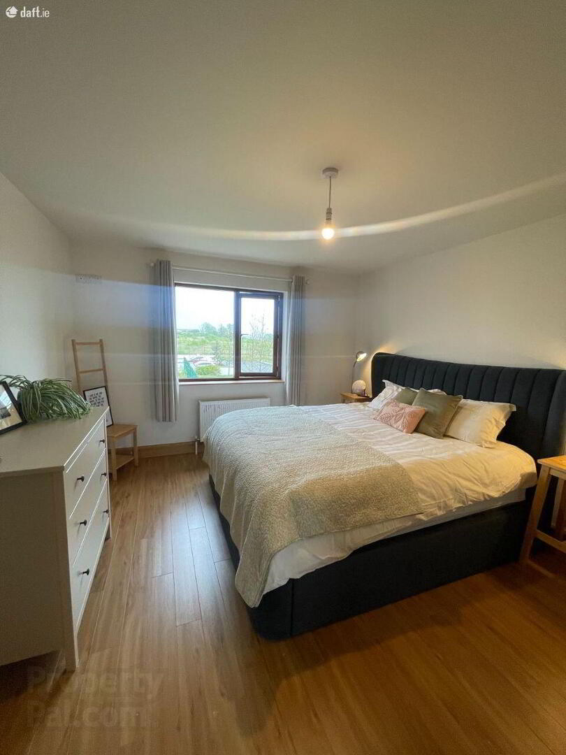 45 Kingsfort Avenue 34 of 55