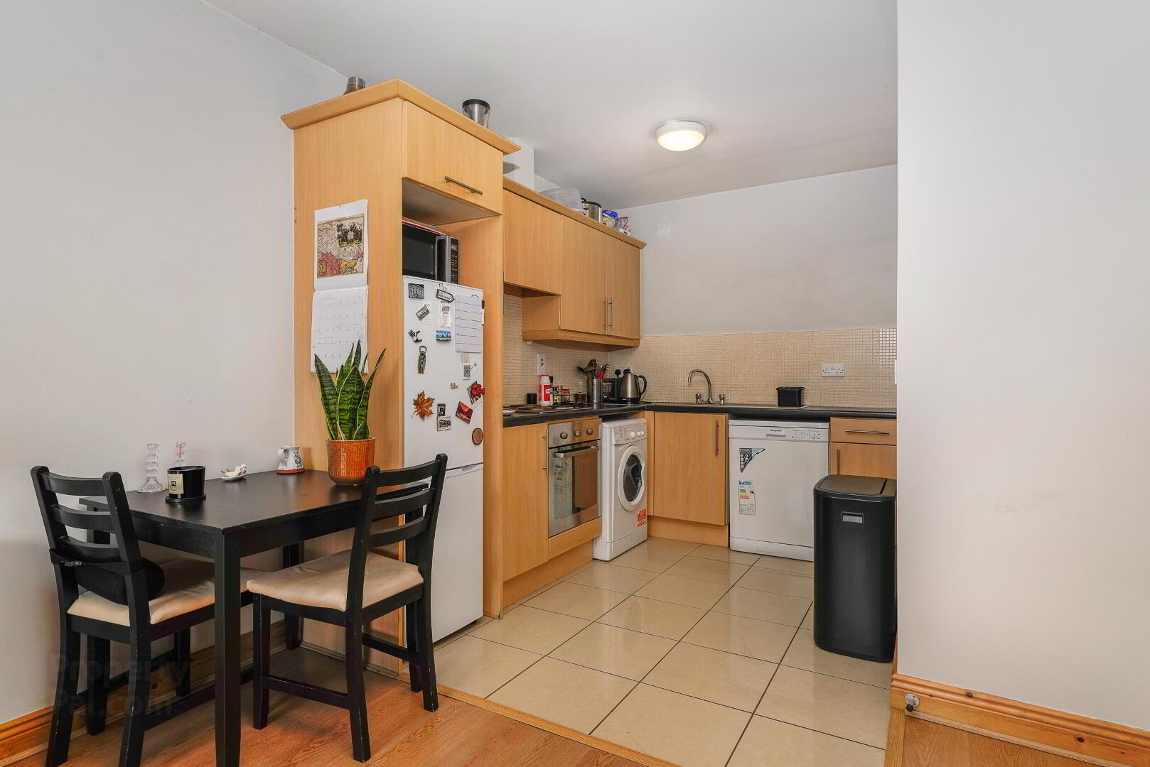 4a Cameron Court 8 of 17