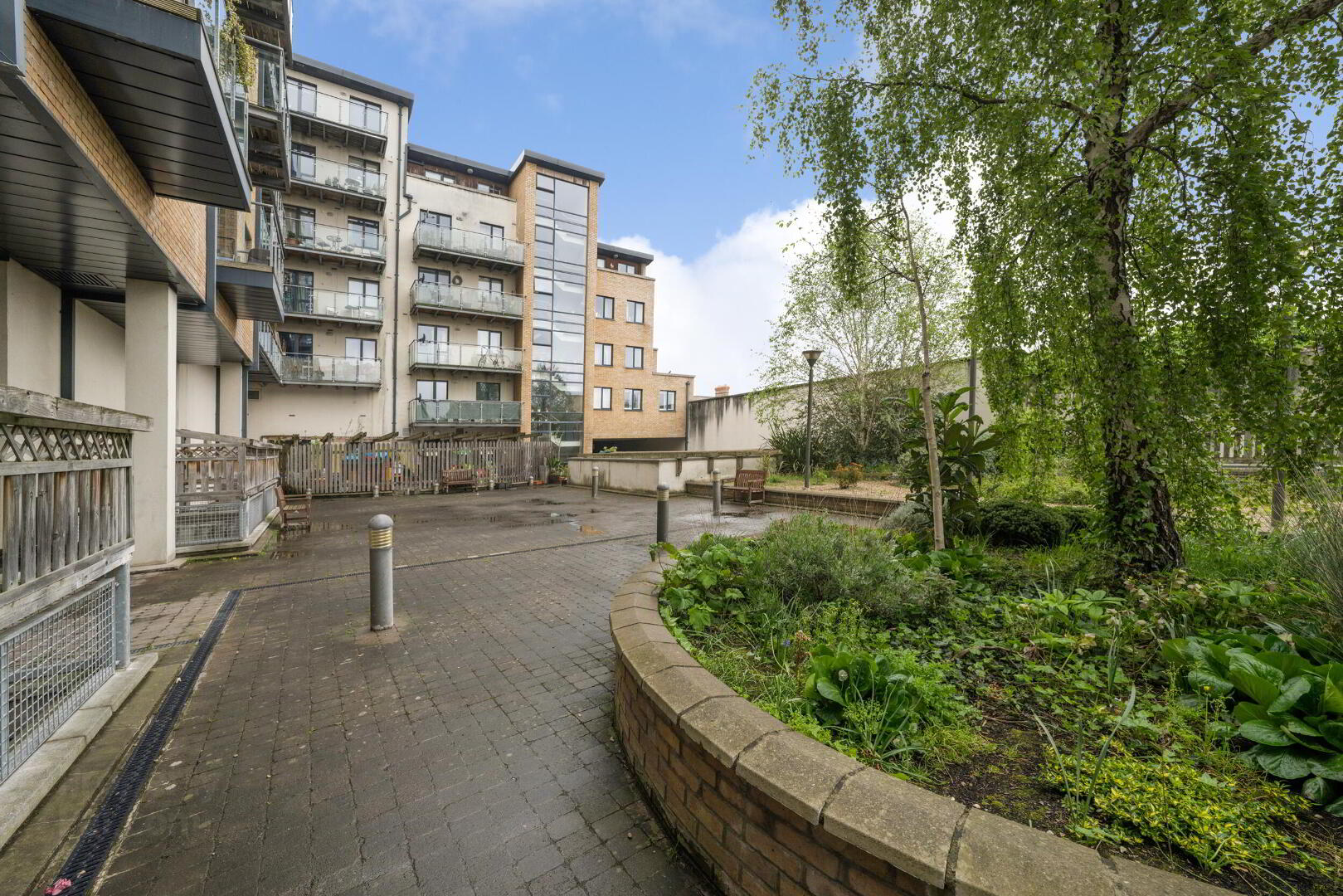 4a Cameron Court 17 of 17