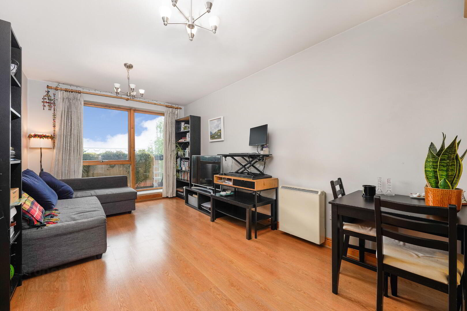 4a Cameron Court 3 of 17