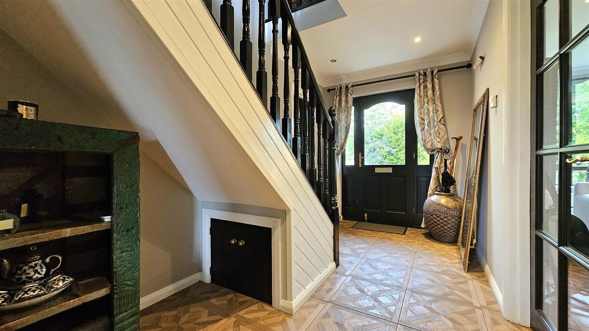 73 Farm Lodge Drive 3 of 36