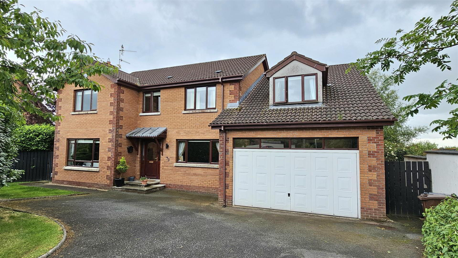 73 Farm Lodge Drive 1 of 36
