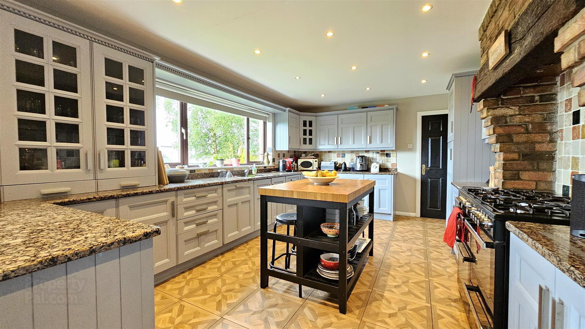 73 Farm Lodge Drive 16 of 36