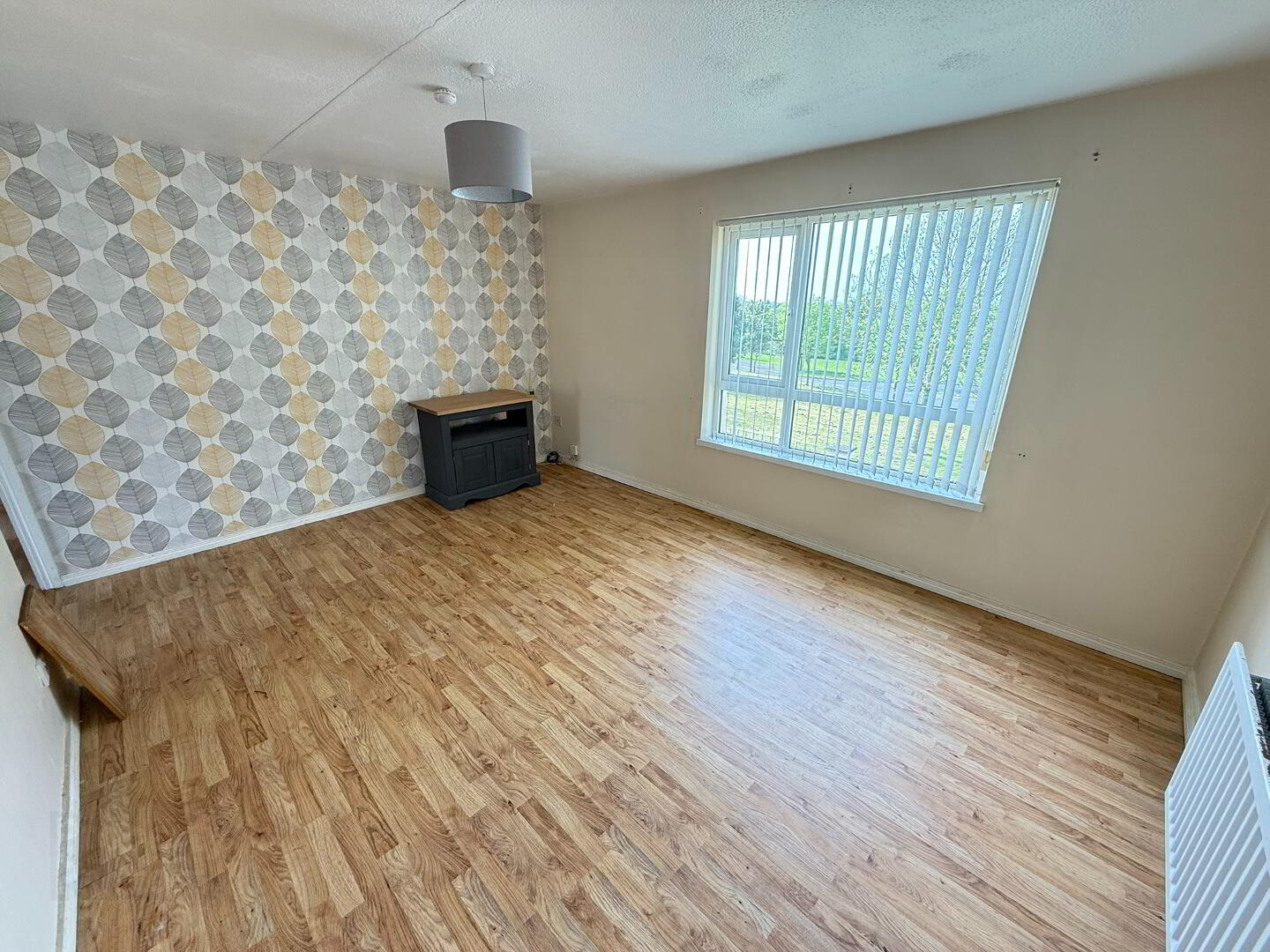 4 Loughview Apartments 2 of 9