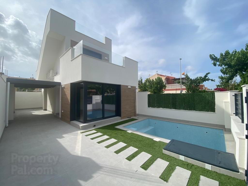 Villas 3 of 33