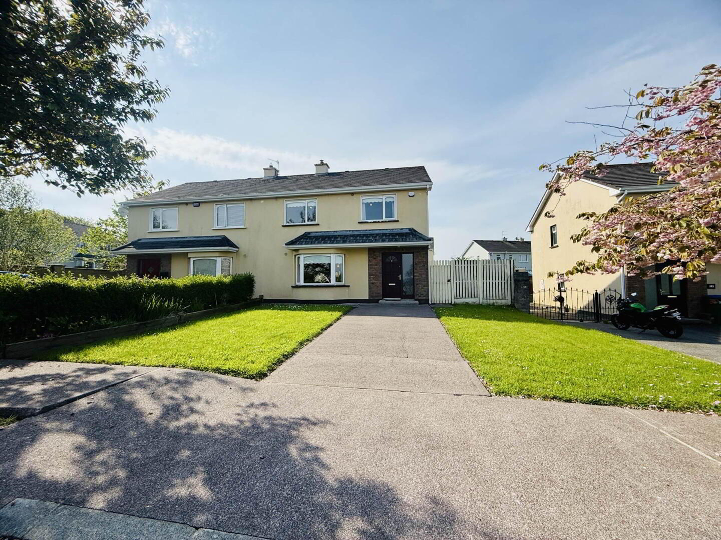 property description image