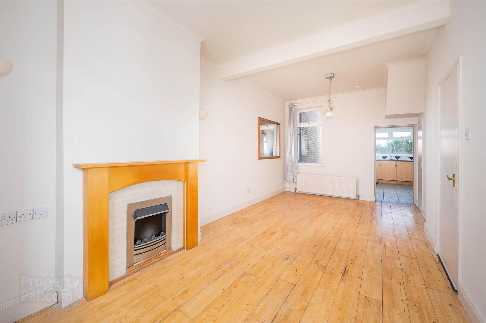 63 Upper Dunmurry Lane 5 of 21