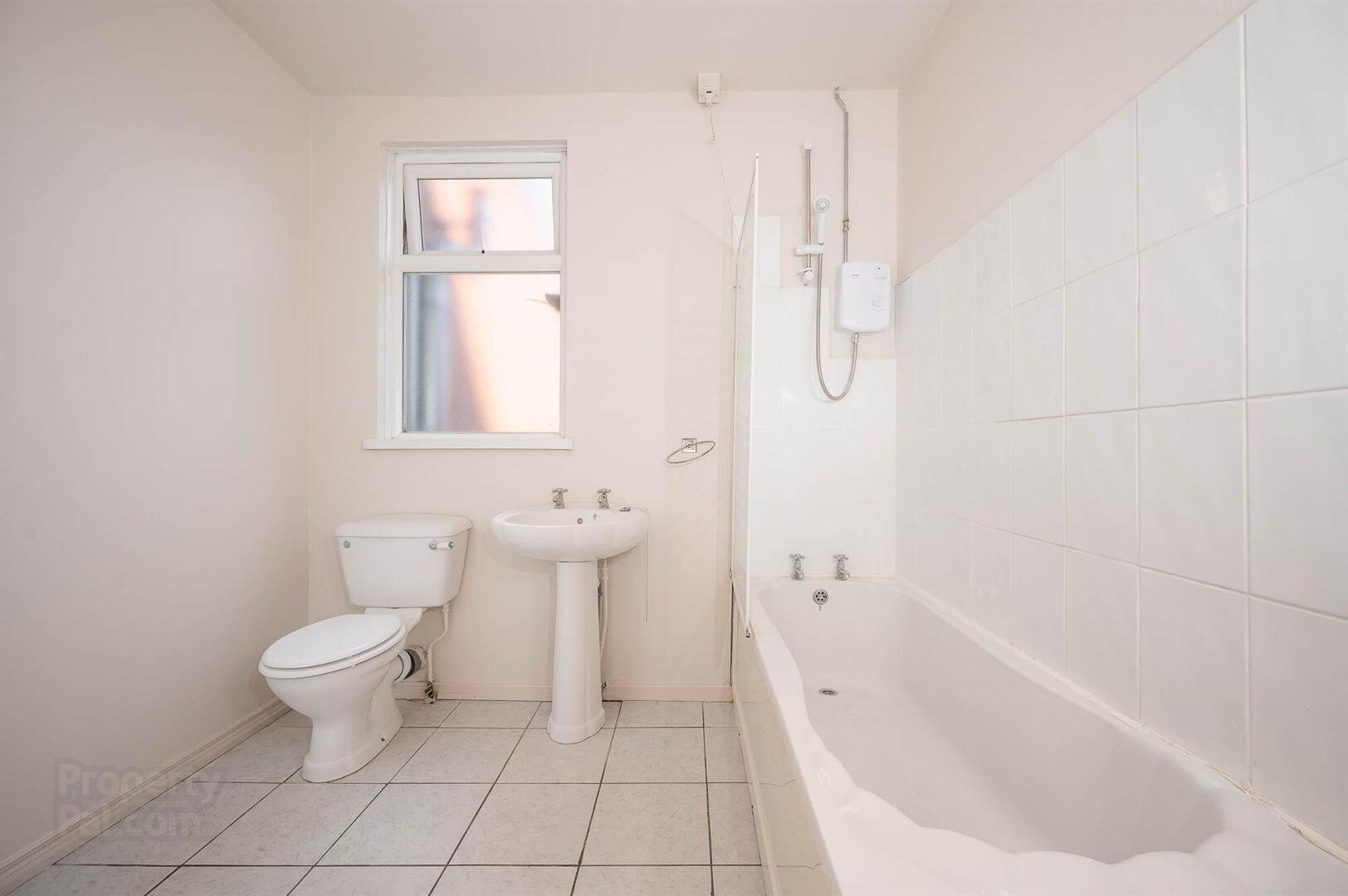 63 Upper Dunmurry Lane 15 of 21
