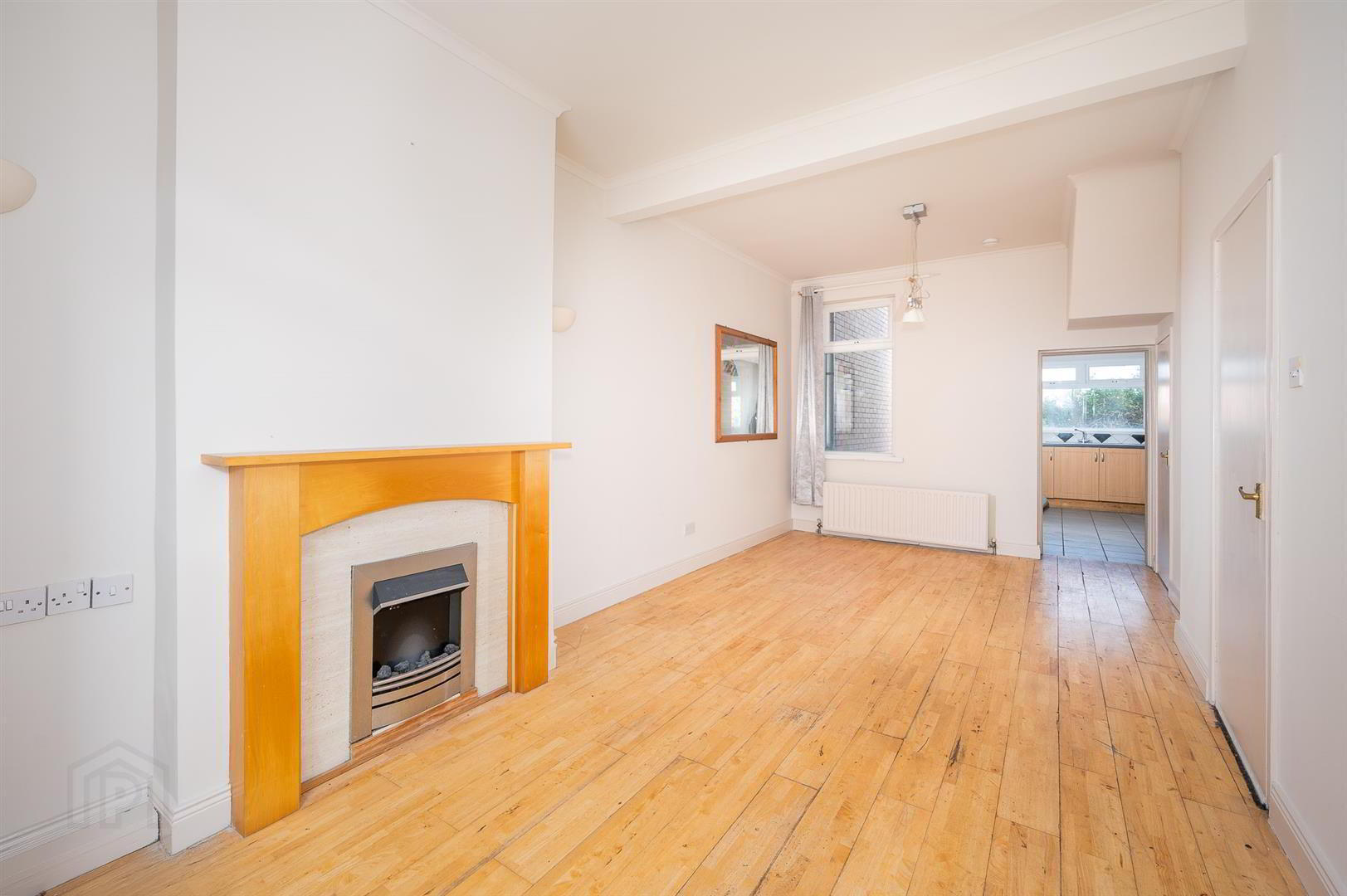63 Upper Dunmurry Lane 5 of 21