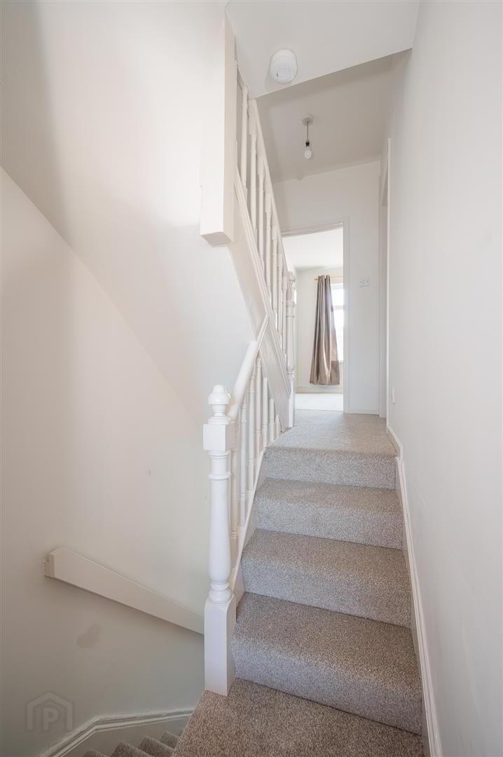 63 Upper Dunmurry Lane 11 of 21