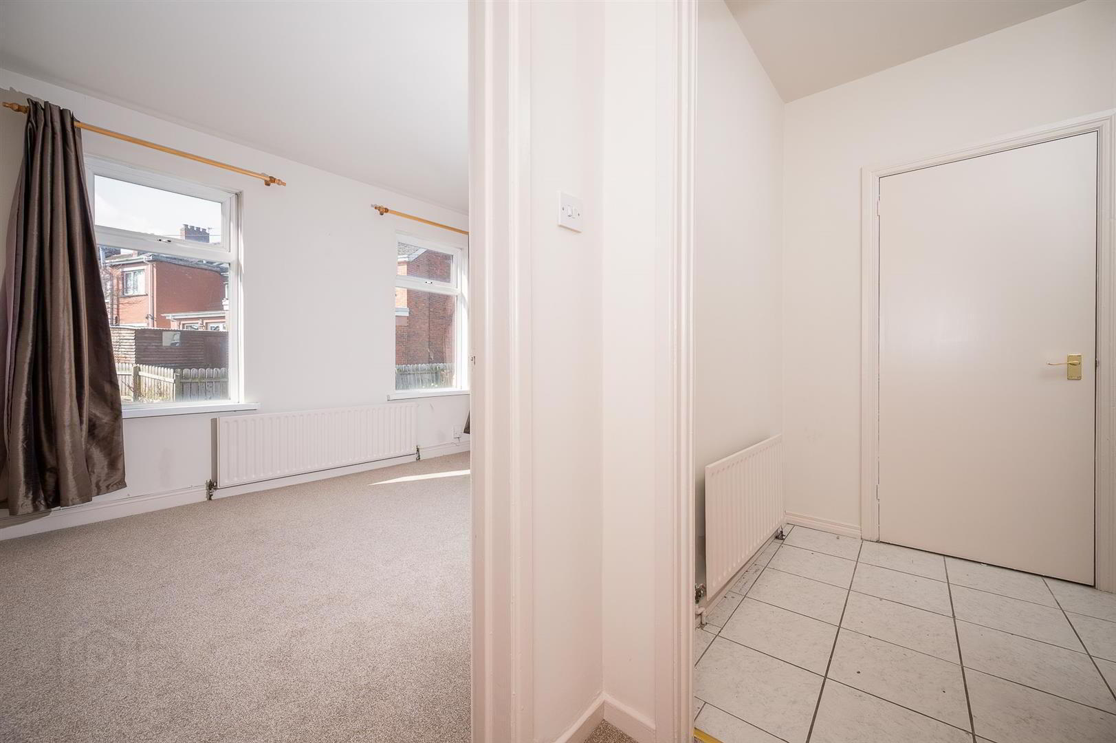 63 Upper Dunmurry Lane 14 of 21