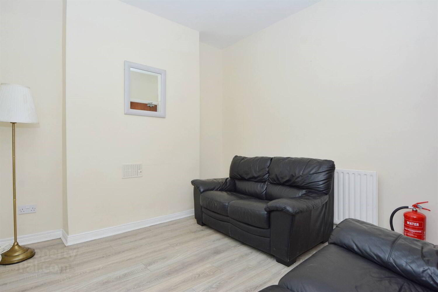 9 Landseer Street 3 of 9