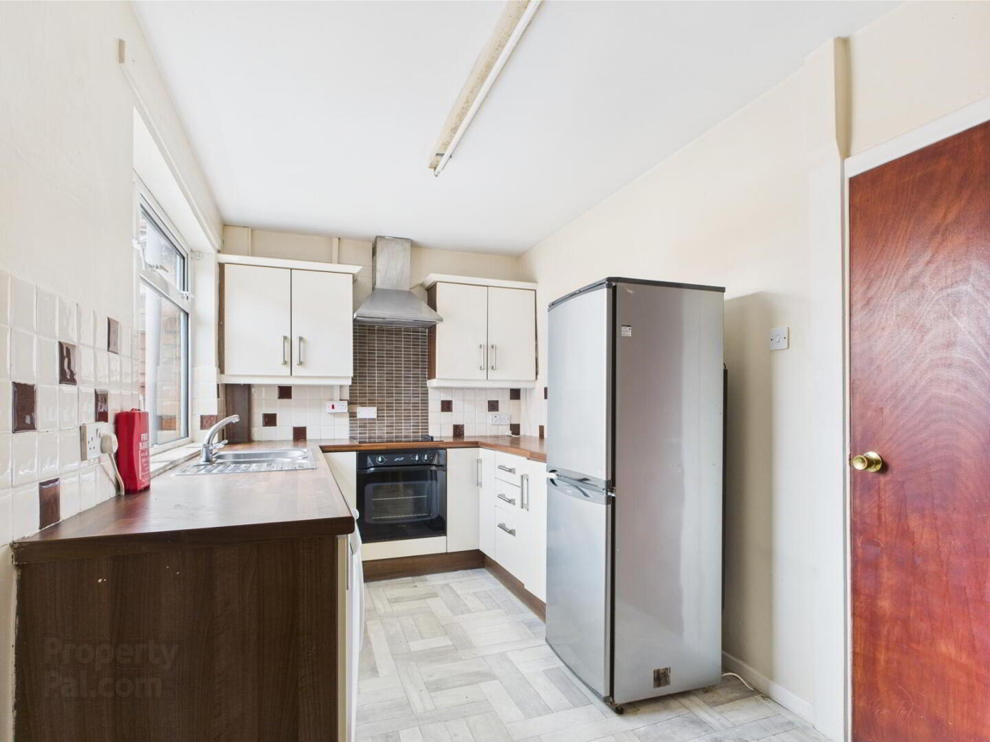 93 Lower Windsor Avenue 4 of 10