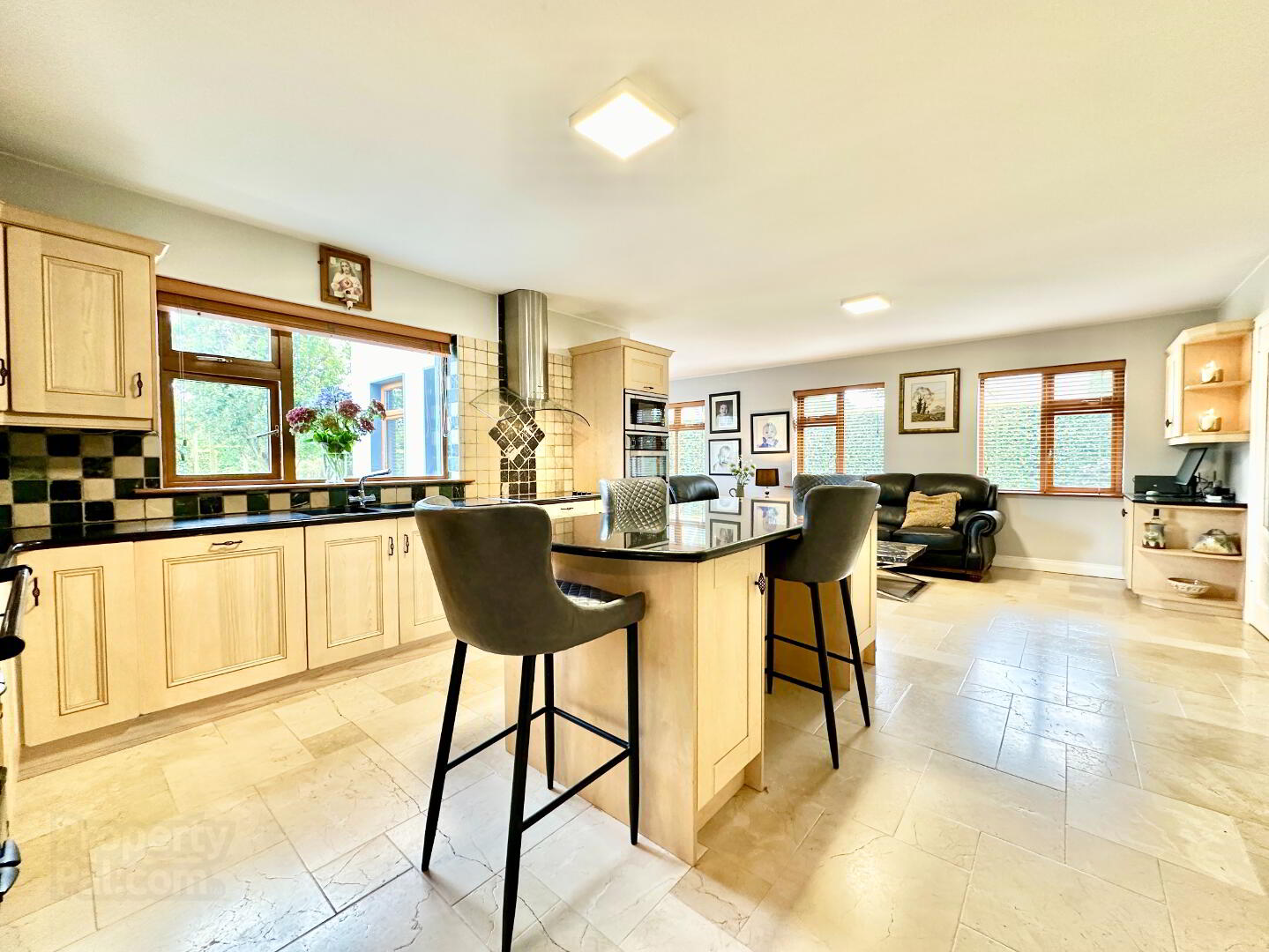 White Oaks, Ballycoskery 5 of 25