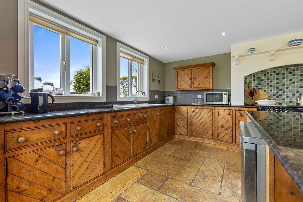 8 Kilmoyle Road 16 of 41