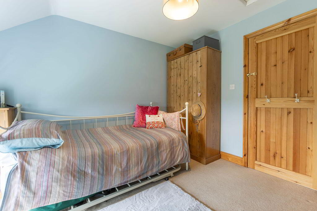 8 Kilmoyle Road 25 of 41