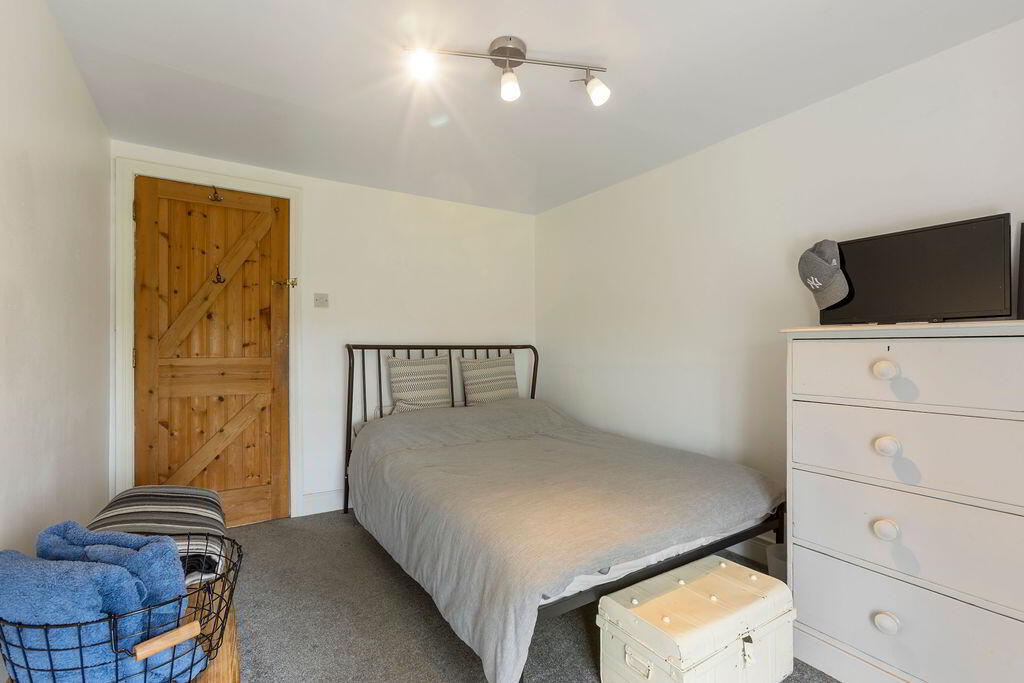8 Kilmoyle Road 26 of 41