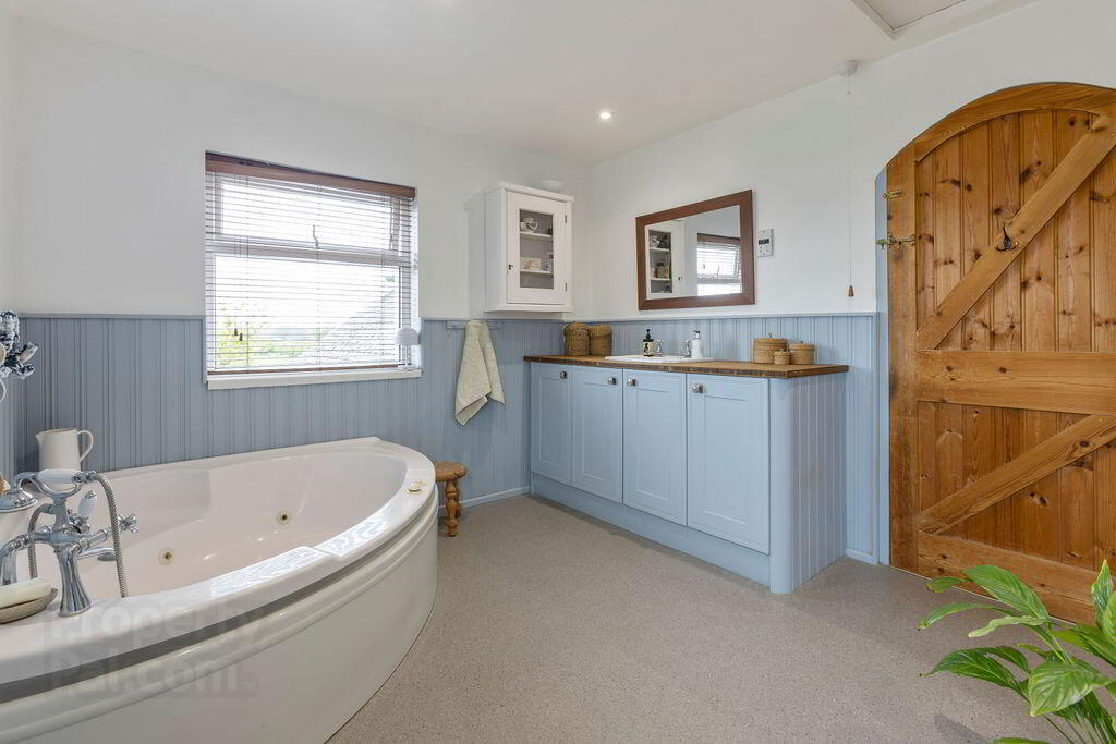 8 Kilmoyle Road 27 of 41