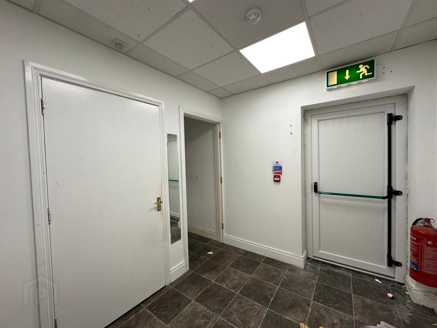 Unit 3 & 4, Merchants Quay 5 of 6
