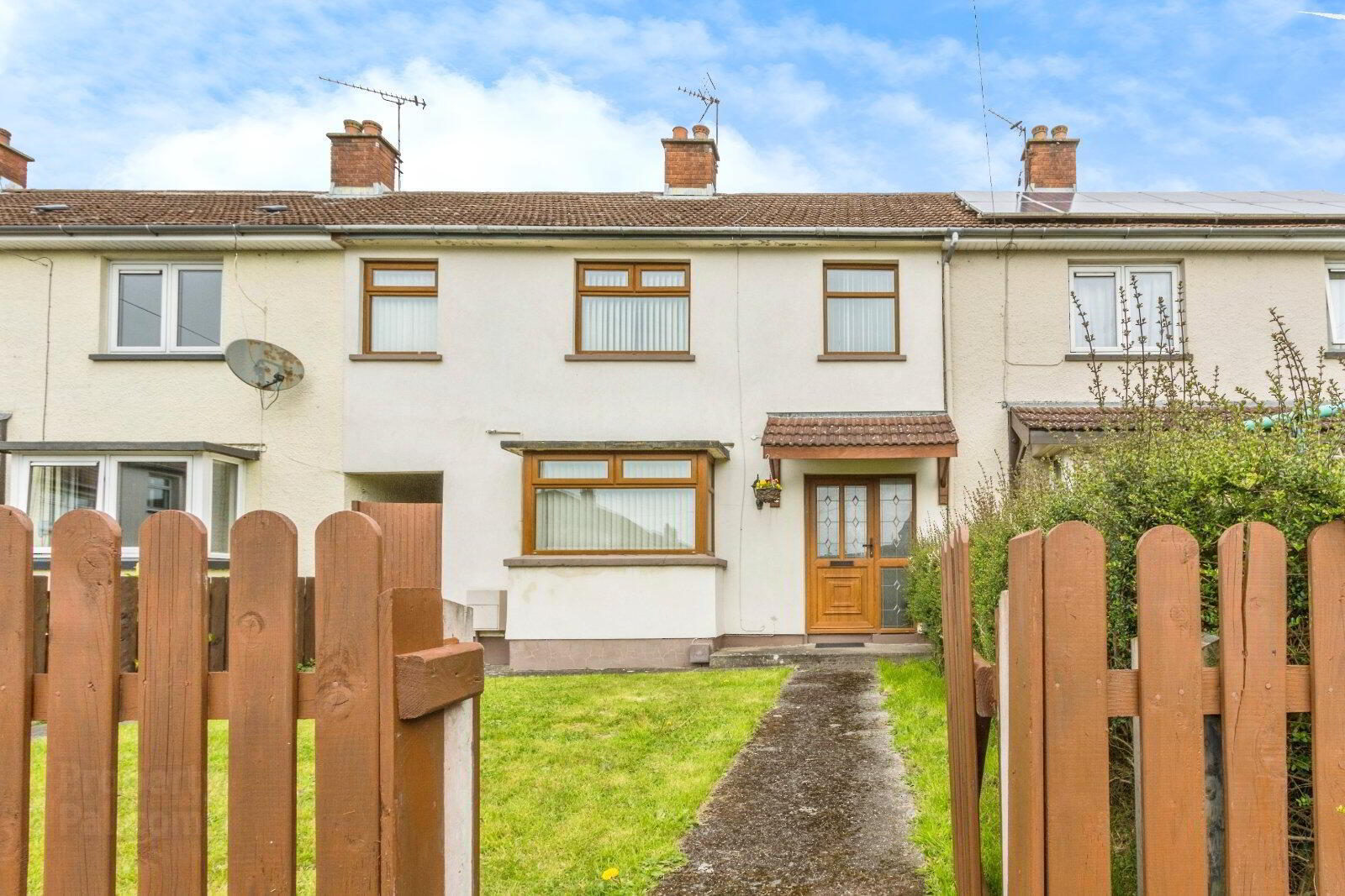 12 Abbots Close 1 of 18
