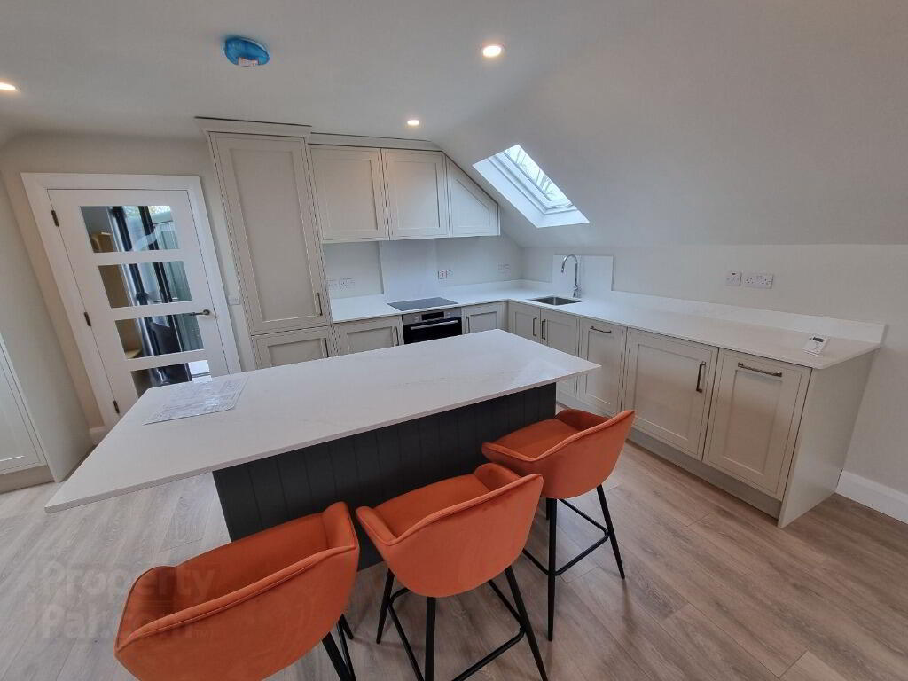 18a Dunygarton Road 10 of 16