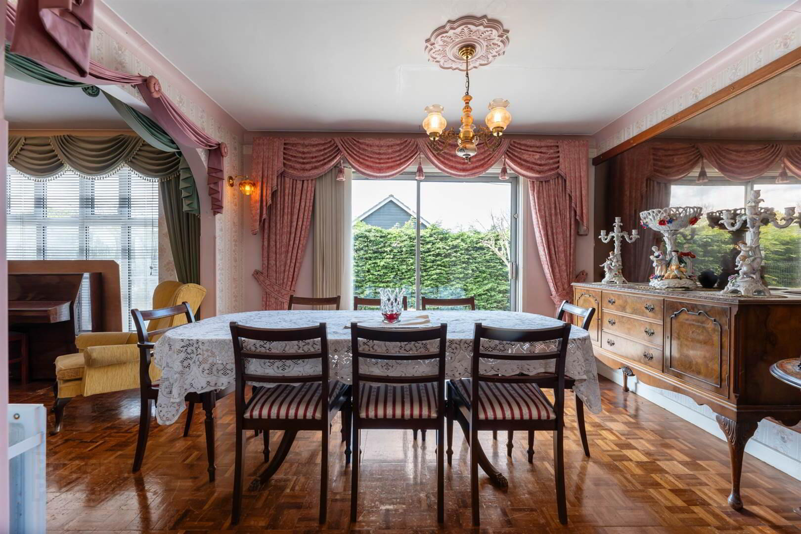 'Ardvilla House', 10 Mountain Road 5 of 19