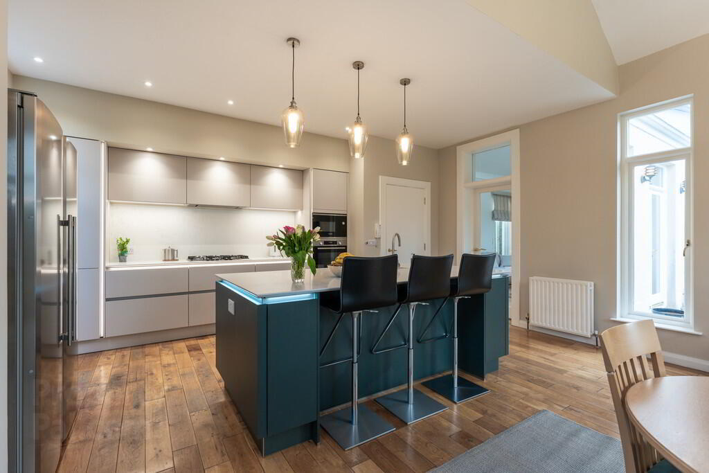 60 Osborne Park 15 of 48