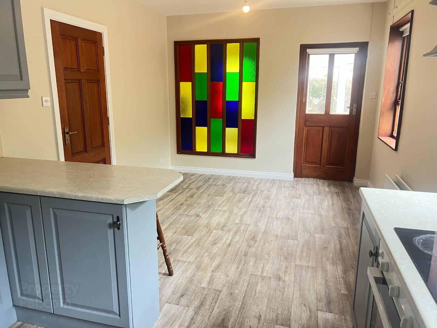 30 Ferryhill Road 4 of 15