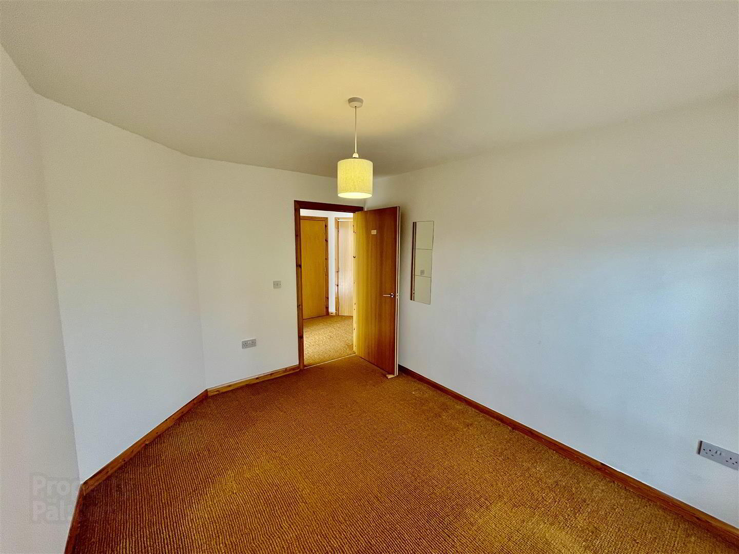 83c Shaftesbury Road 11 of 13