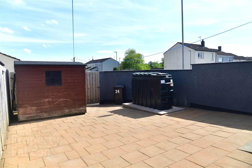 24 Templemoyle 30 of 32