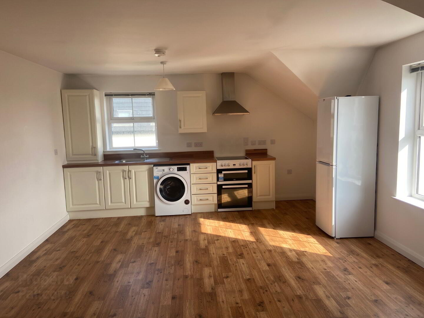 7 College Green, 7 Moneymore Road 3 of 7