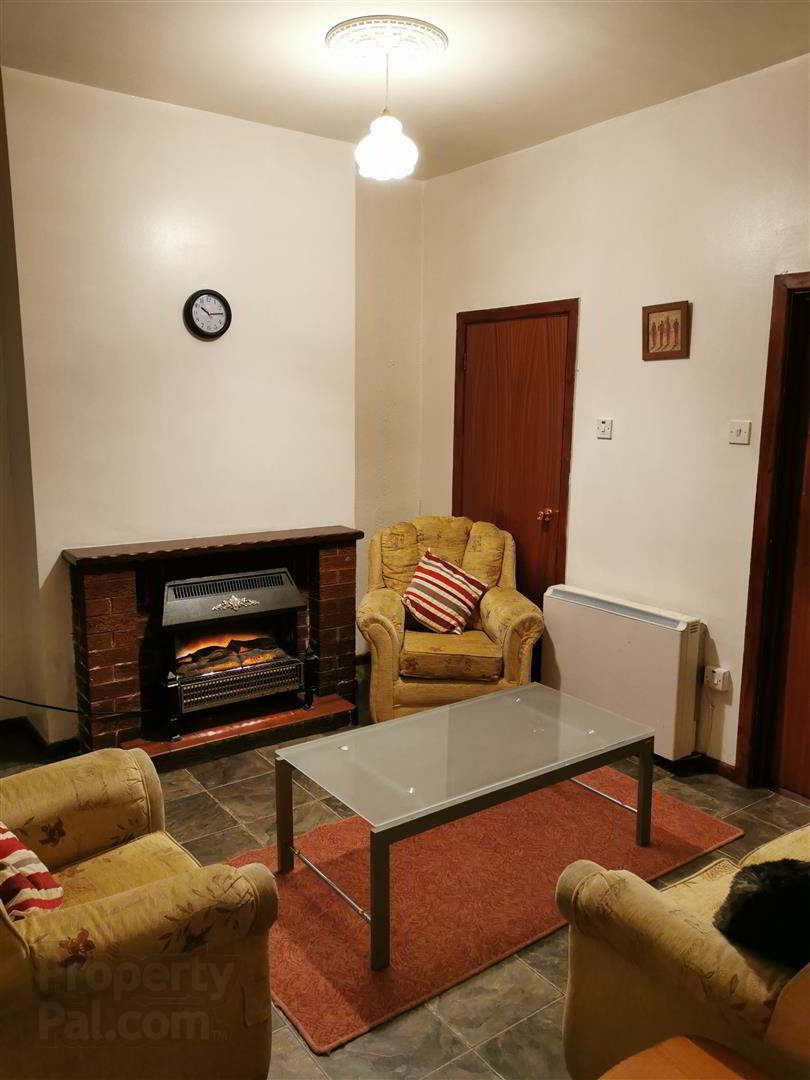 2 Self Contained Apts And Double Bedroom, 267&267a Falls Road 4 of 32