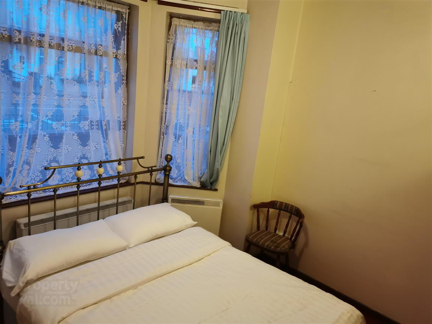 2 Self Contained Apts And Double Bedroom, 267&267a Falls Road 7 of 32
