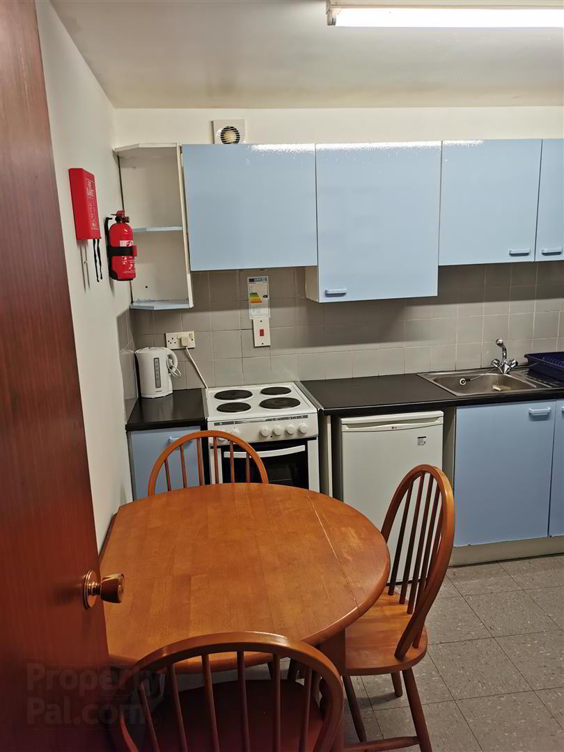 2 Self Contained Apts And Double Bedroom, 267&267a Falls Road 12 of 32
