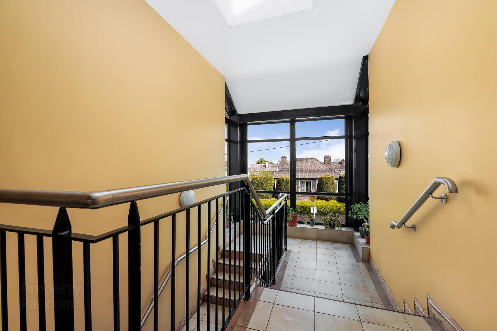 property description image