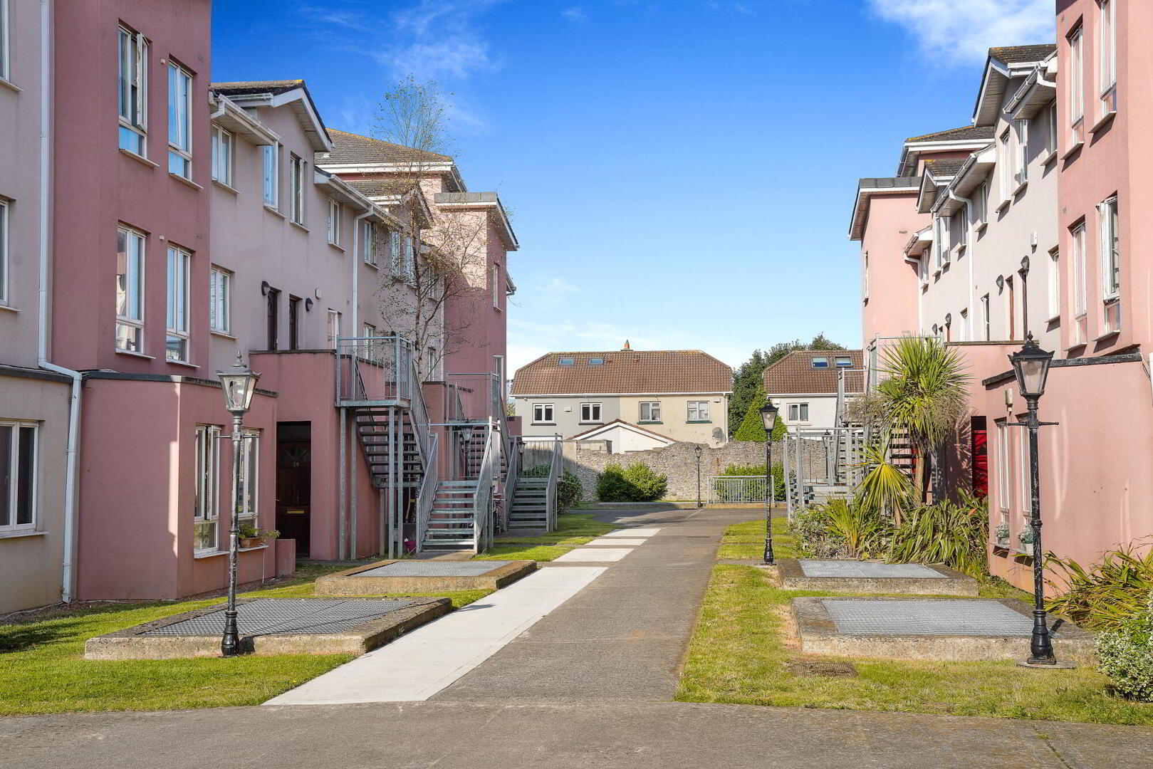 property description image