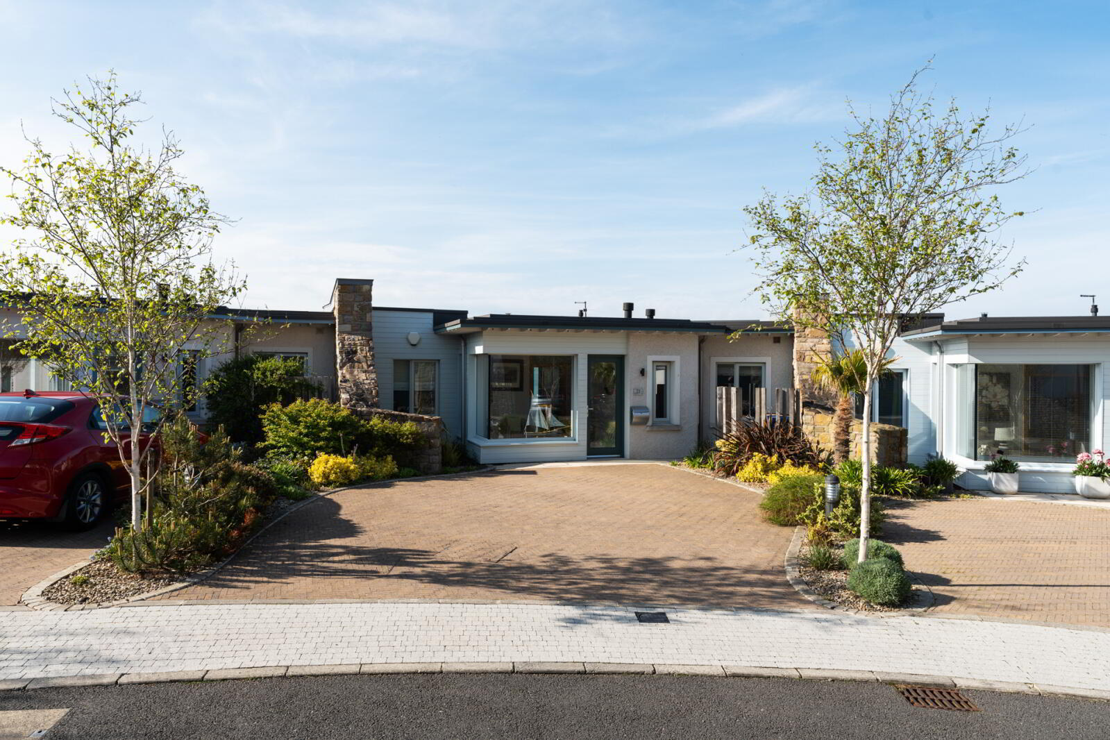 21 Downshire Lane 3 of 47