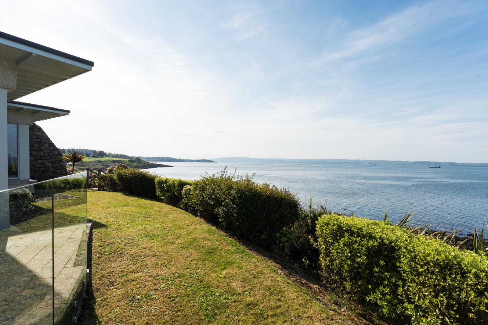 21 Downshire Lane 25 of 47