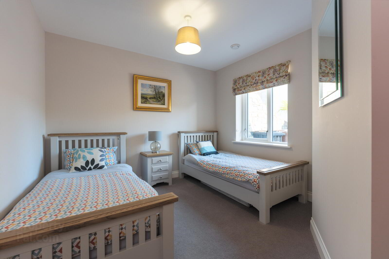 21 Downshire Lane 22 of 47