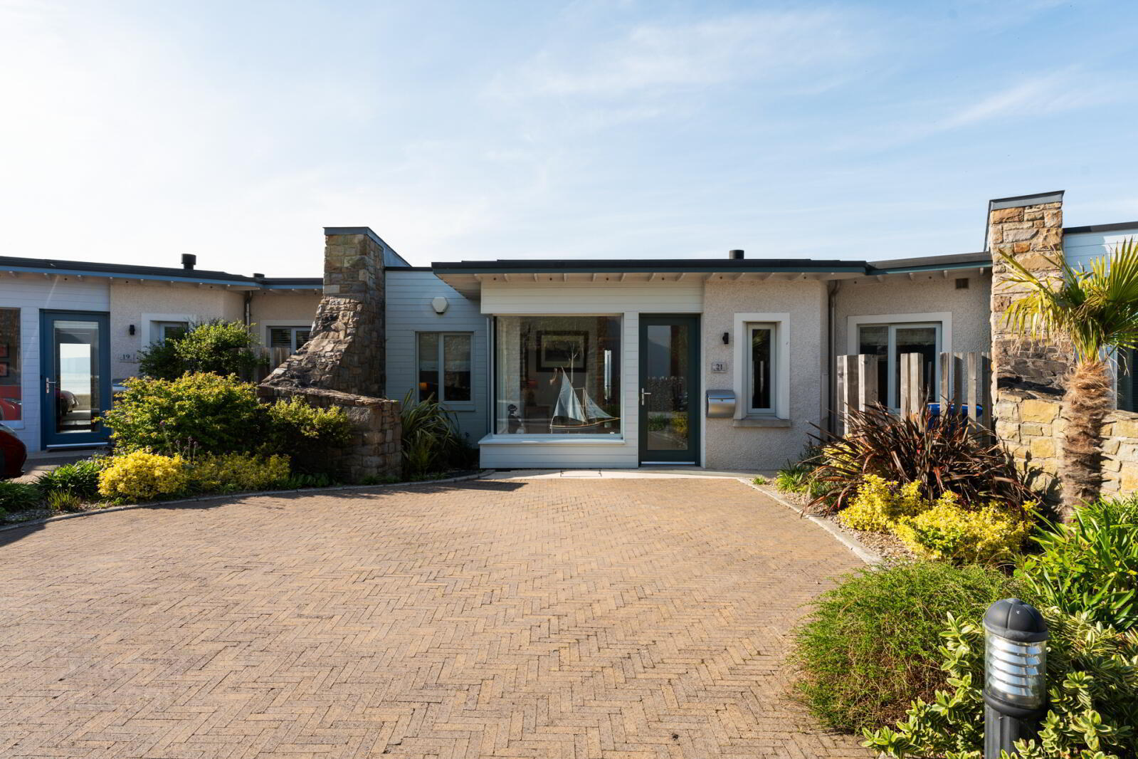 21 Downshire Lane 41 of 47